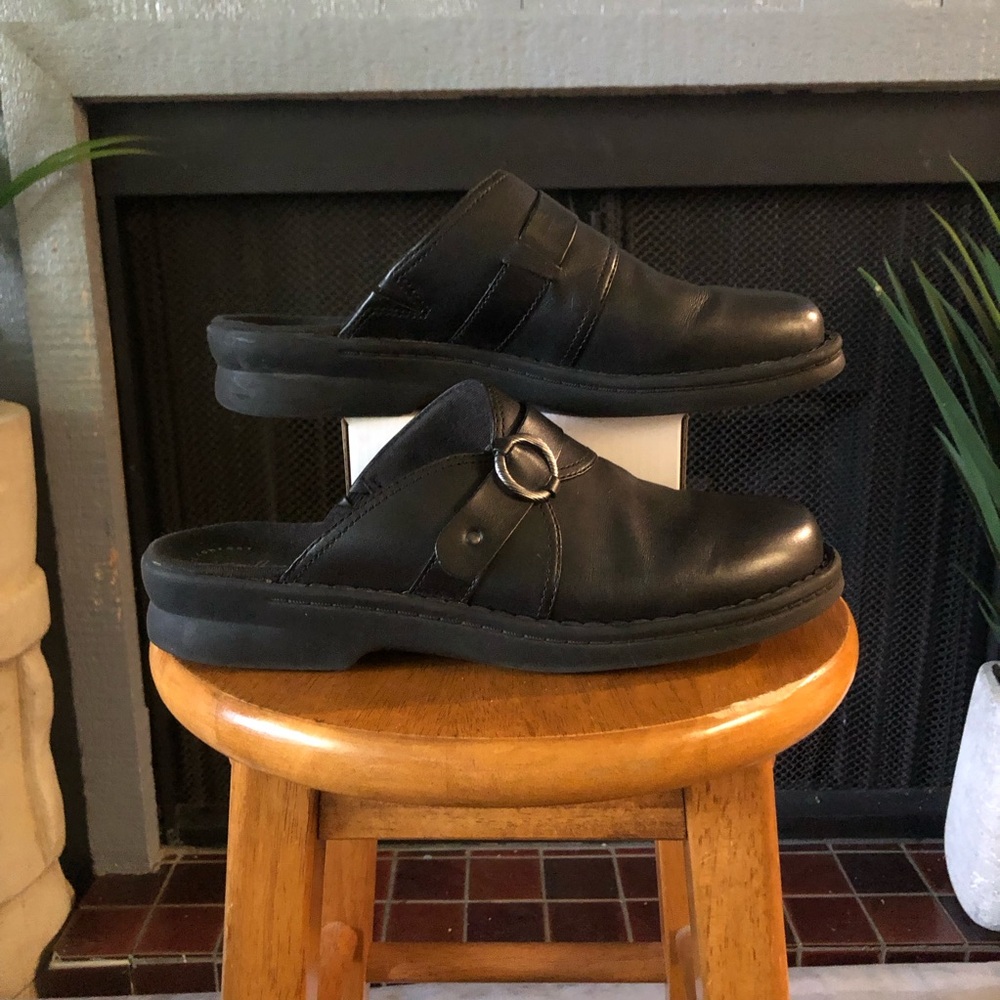 Clarks Collection Comfort Black Slip Ons